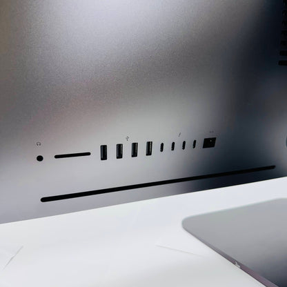 Apple iMac Pro 2017 Xeon W 8コア 32GB 1TB Radeon Pro Vega 56 8GB C3897 160サイズ発送