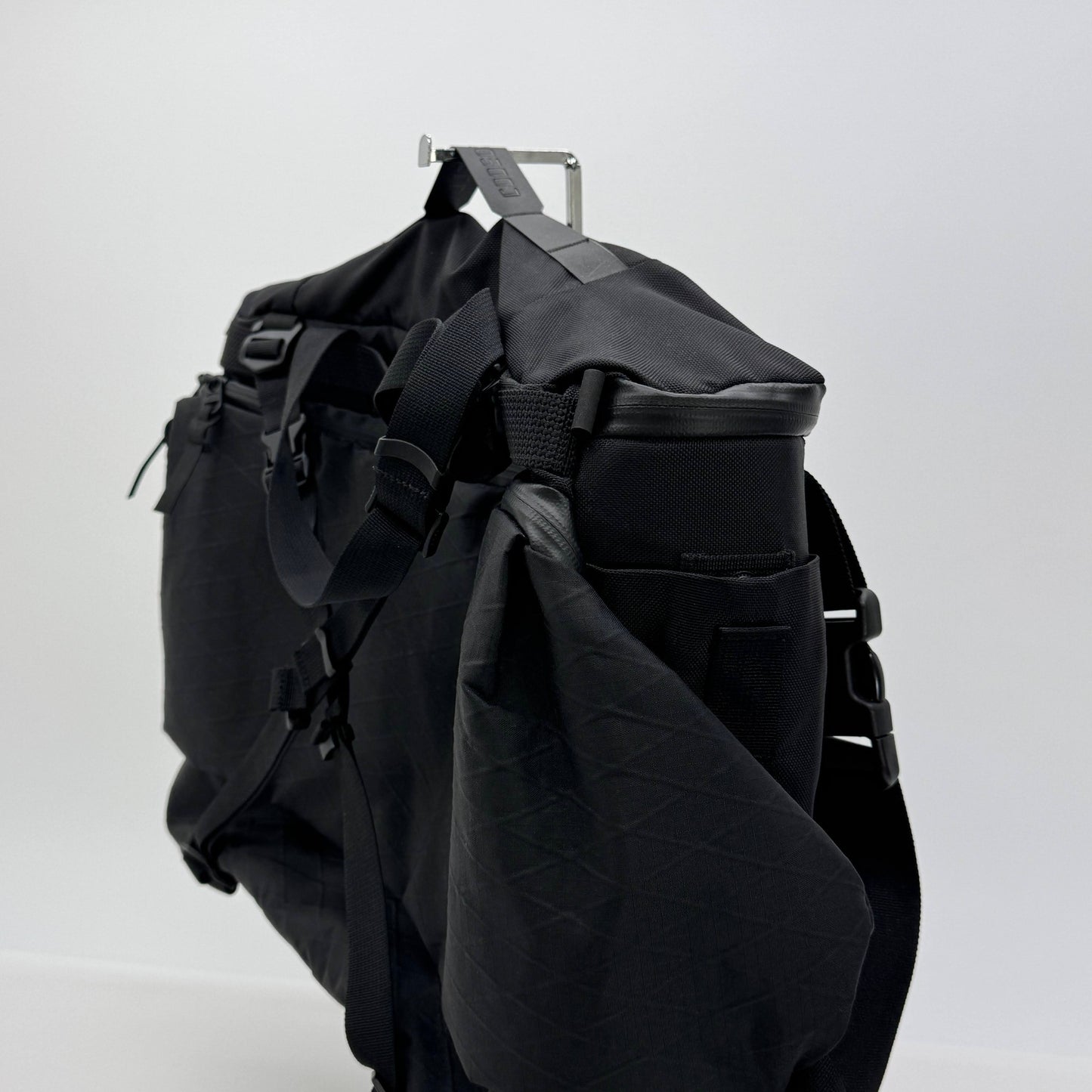 美品 コードオブベル X-TOTE / 3WAY メッセンジャートートバッグ [ CODE OF BELL X-TOTE / 3-Way Messenger Tote ] ＜19リットル※拡張時 35リットル＞【C7543】