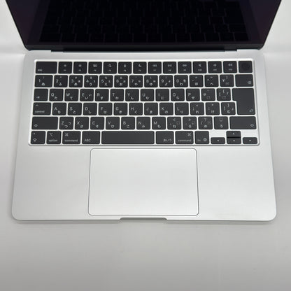 美品 Apple MacBook Air 13インチ 2026 MDH74J/A M5 16GB 512GB シルバー  バッテリー最大容量100%【C7842-80】