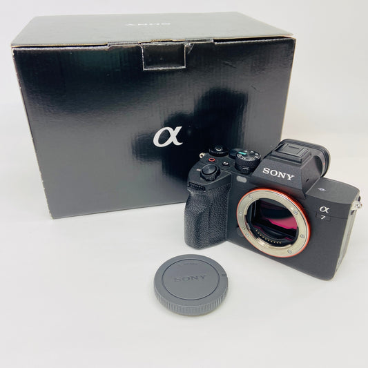 美品 SONY α7 IV ILCE-7M4 ボディ【C4294-80】