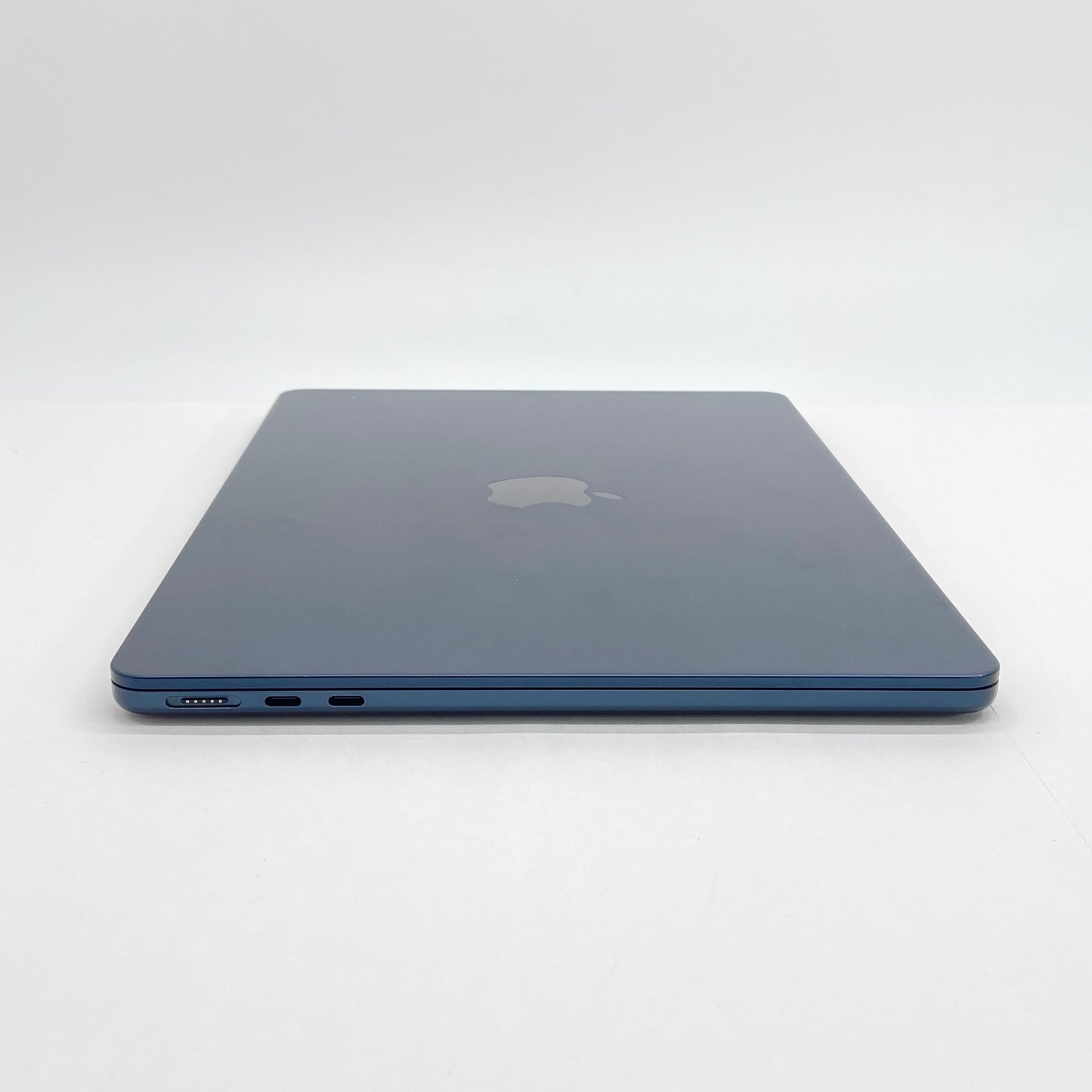 美品 MacBook Air 13インチ A3240 M4 16GB SSD 512GB 充放電回数57回 バッテリー最大容量100% 付属品完備【C7207-80】