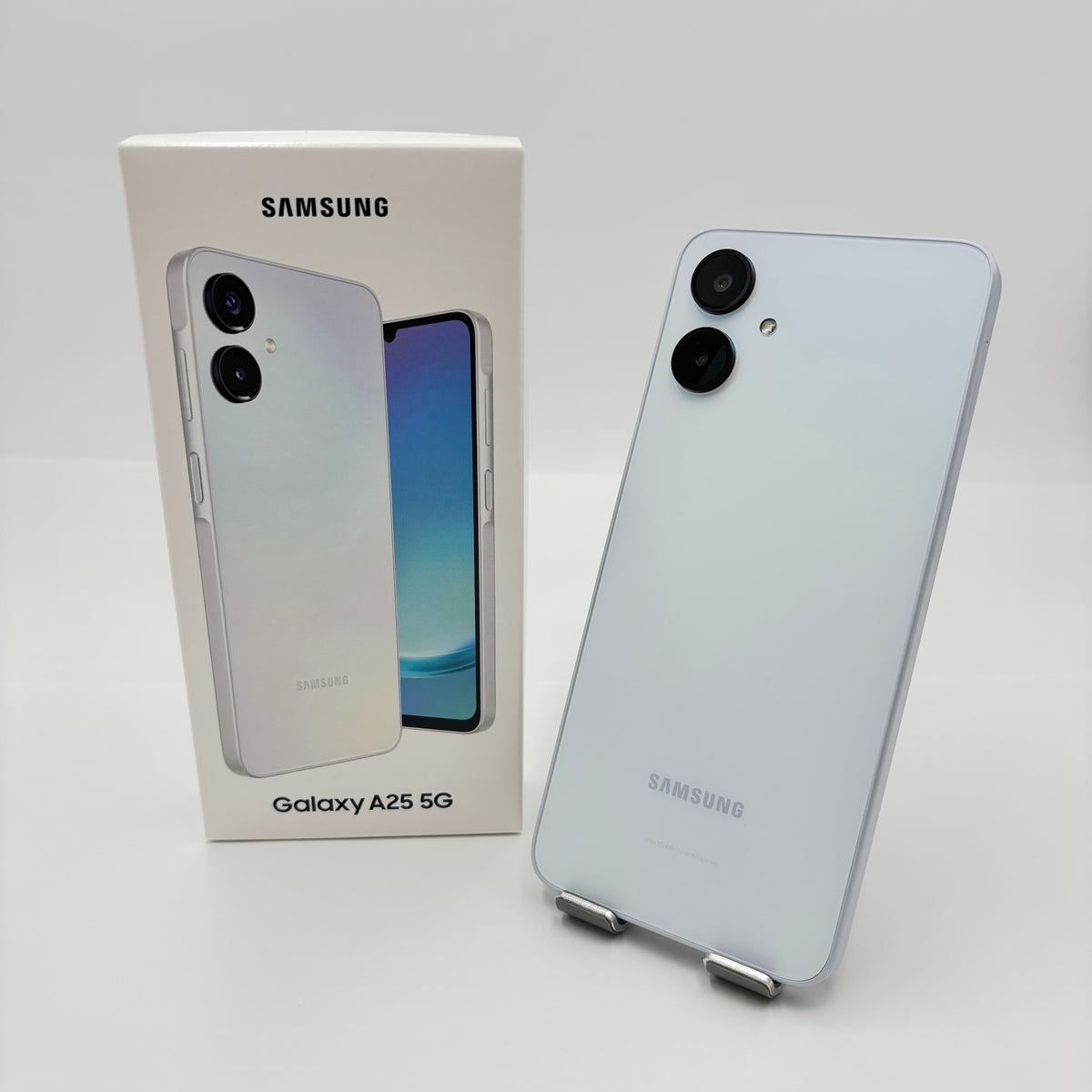 美品 SAMSUNG Galaxy A25 5G 64GB SC-53F ライトブルー スマートフォン【C9319-C】