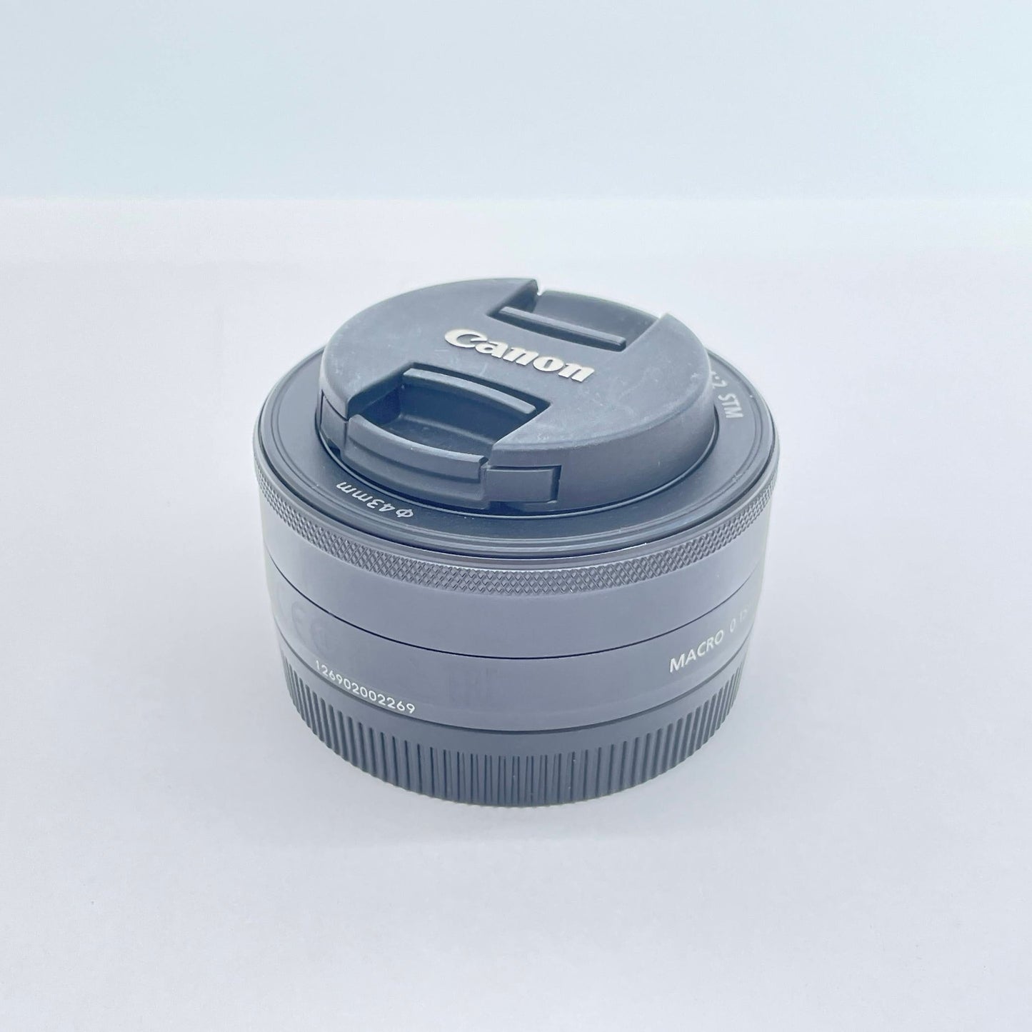 美品 Canon EF-M 22mm F2 STM 単焦点レンズ キャノン パンケーキレンズ【C6707-60】