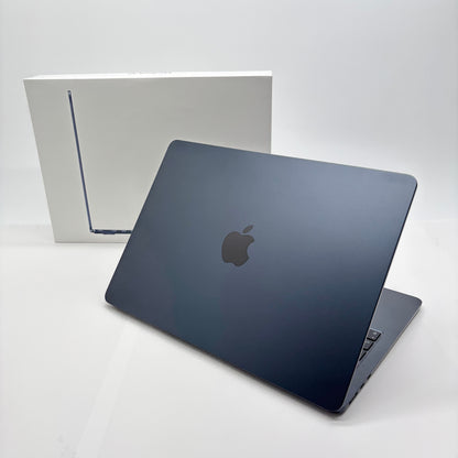 新品同様 美品 MacBook Air 13インチ (Early 2025) Apple M4 10コア/16GB/SSD 256GB ミッドナイト MW123J/A バッテリー最大容量100%【C8365-80】