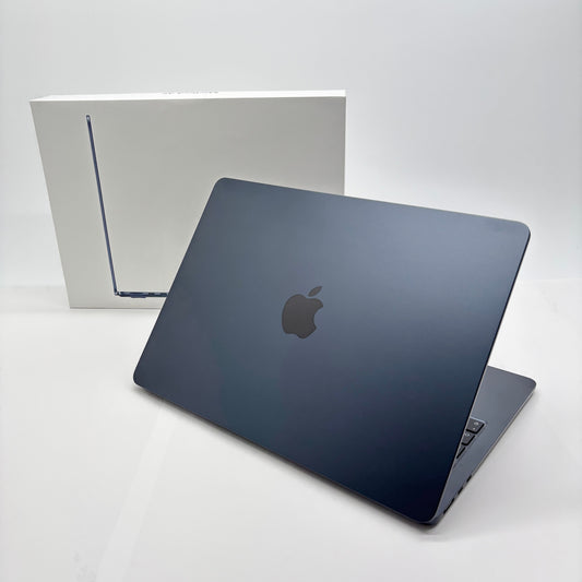 新品同様 美品 MacBook Air 13インチ (Early 2025) Apple M4 10コア/16GB/SSD 256GB ミッドナイト MW123J/A バッテリー最大容量100%【C8365-80】