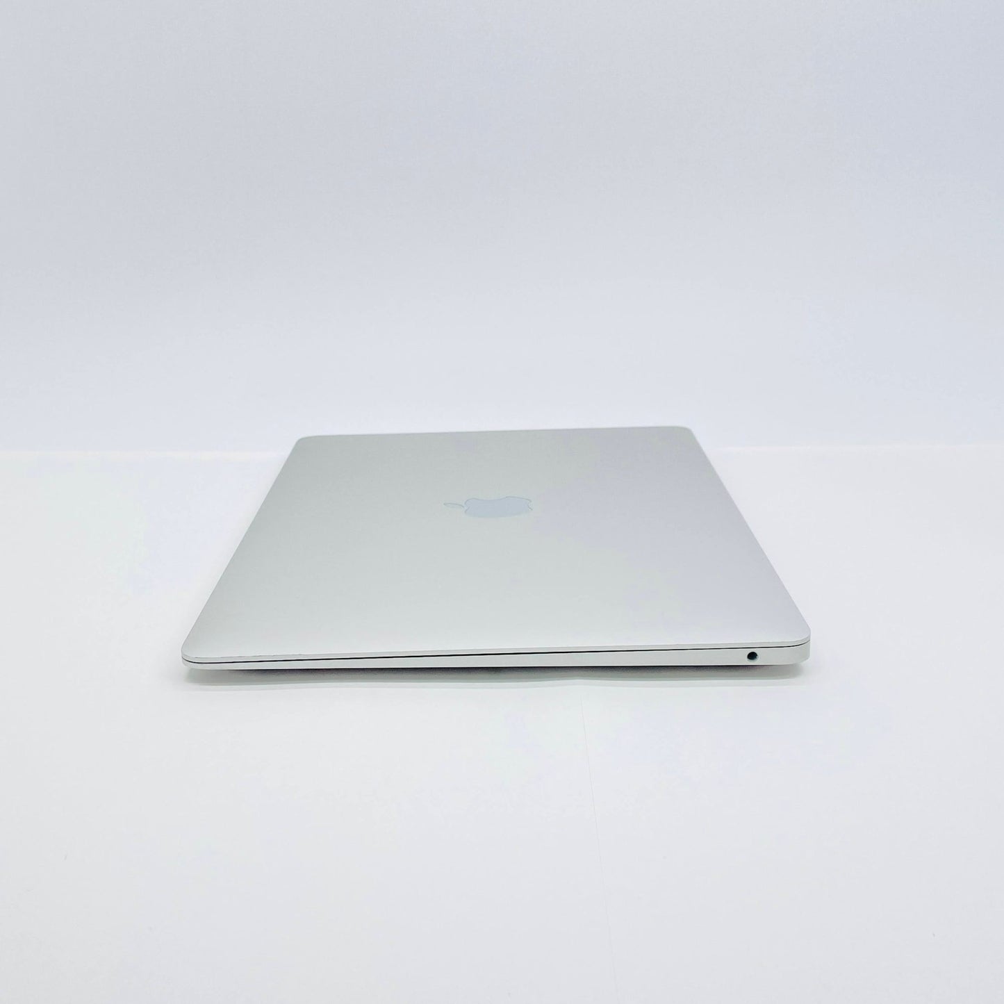 MacBook Air M1 2020 8コアCPU 7コアGPU 16GB 1TB シルバー バッテリー最大容量100%【C7436-80】