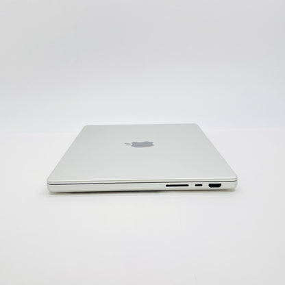 MacBook Pro 14インチ 2021 M1 Pro 8コアCPU 14コアGPU 16GB 512GB  MKGR3J/A シルバー【C7435-80】