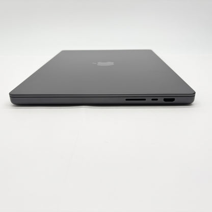 新品同様 美品 Apple MacBook Pro 16インチ MRW23J/A M3 Pro 36GB SSD 512GB スペースブラック 充放電回数8回 バッテリー最大容量99%【C7147-100】