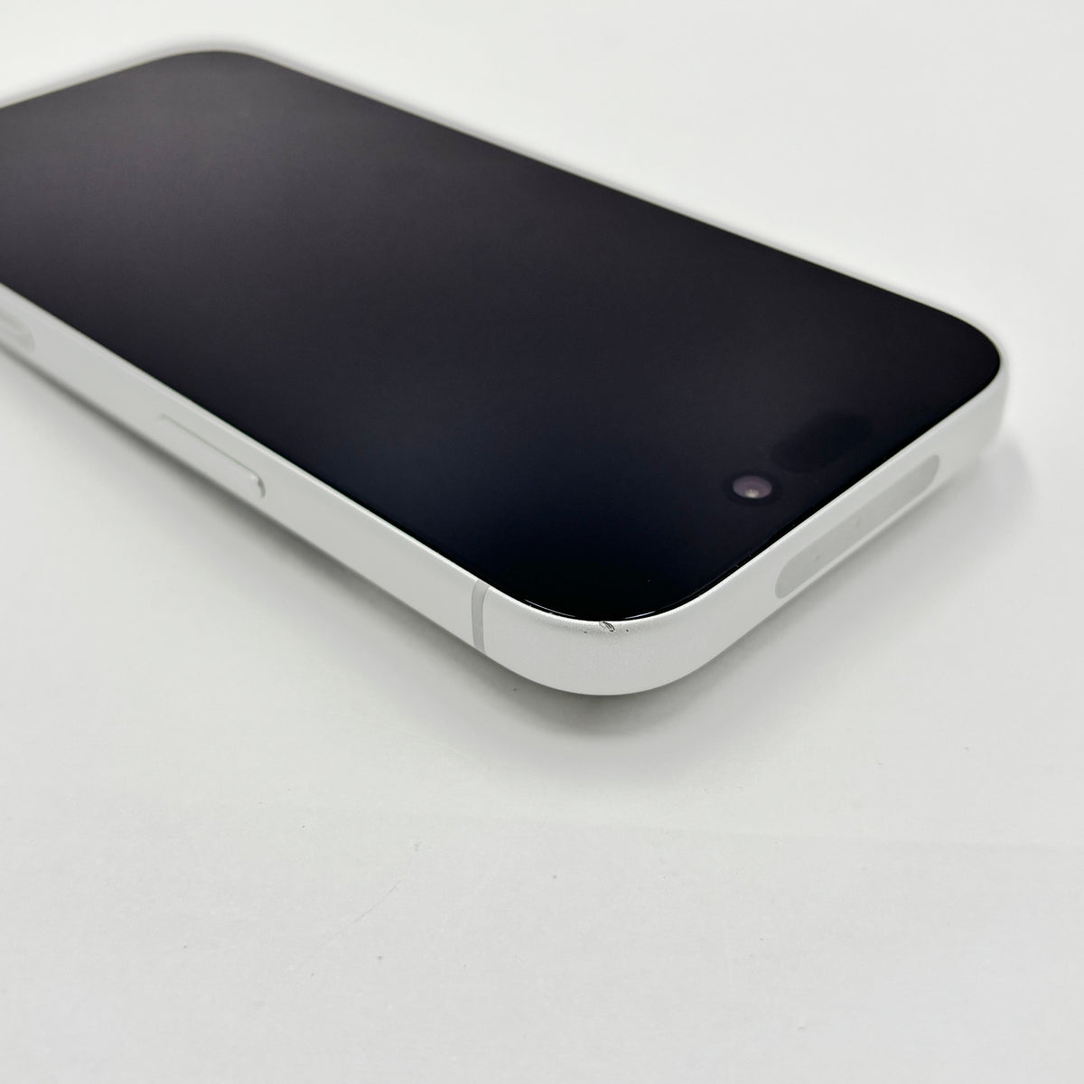 Apple iPhone17 Pro 256GB SIMフリー MG854J/A シルバー バッテリー最大容量92%【C9458-C】