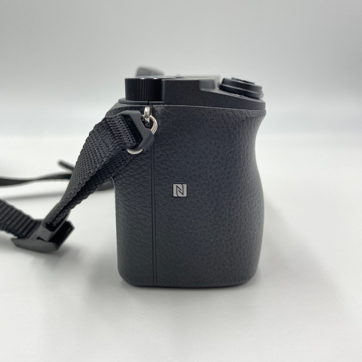 美品 ソニー SONY α6400 ILCE-6400Y  ダブルズームレンズキット ブラック シャッター回数1,937回【C5535-60】