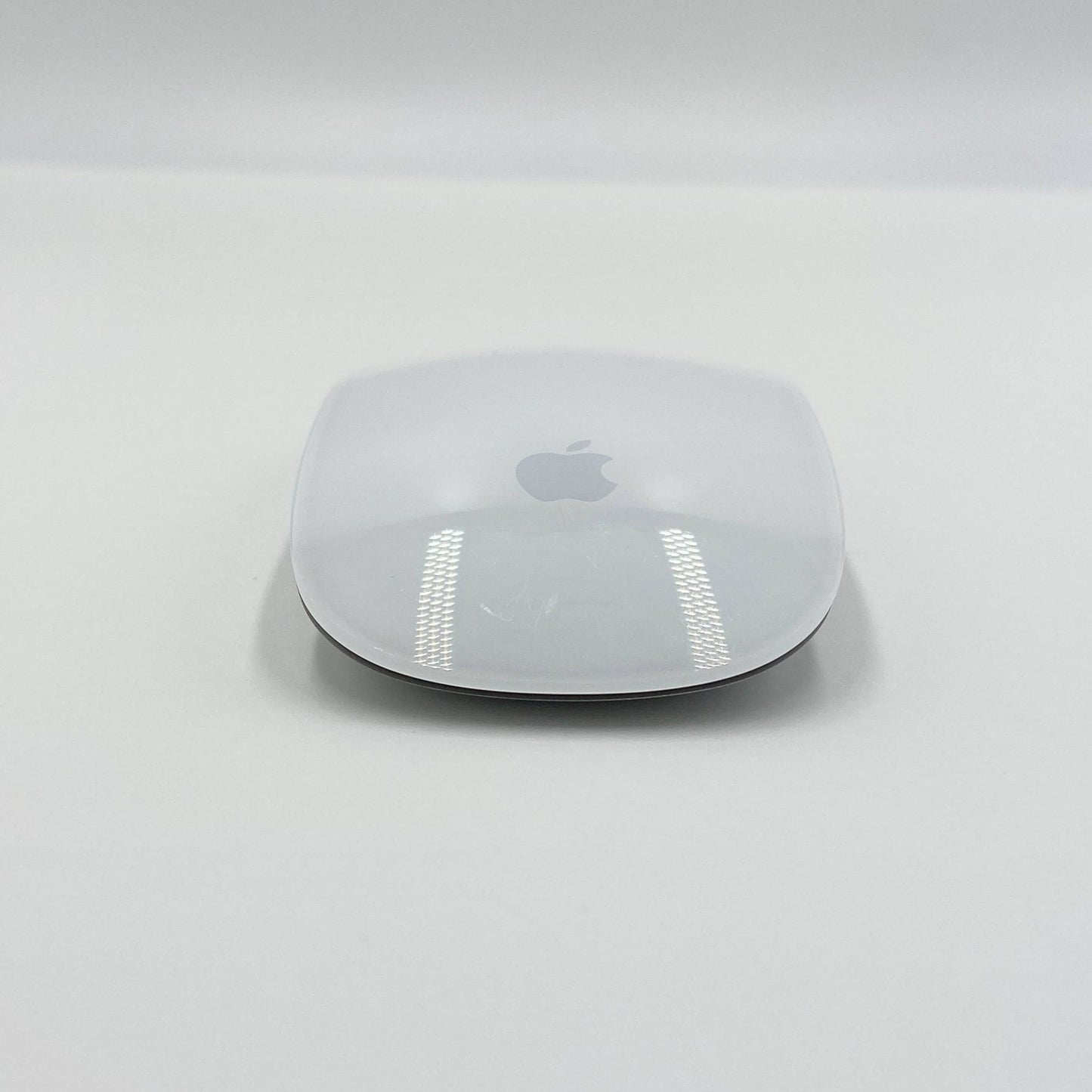 Apple Magic Mouse 2 A1657 MLA02J/A ホワイト付属品完備【C6686-60】
