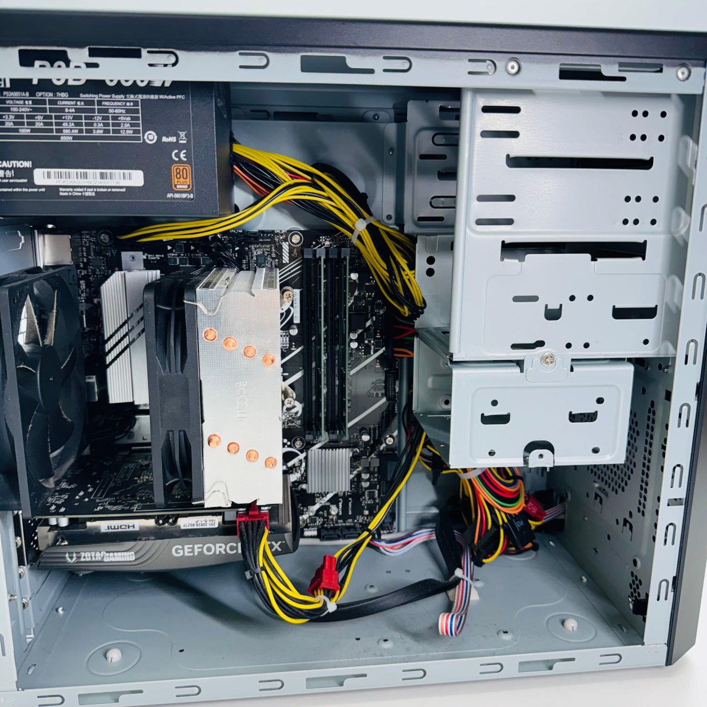 Raytrek MV デスクトップ Core i7 14700F 16GB SSD1TB RTX4060 電源コード付属 C3750 140サイズ発送