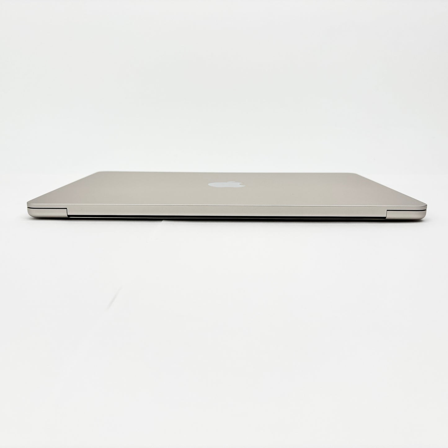 美品 MacBook Air M4 13インチ 16GB  256GB スターライト MW0Y3J/A スターライト バッテリー最大容量100% 【C8797-80】