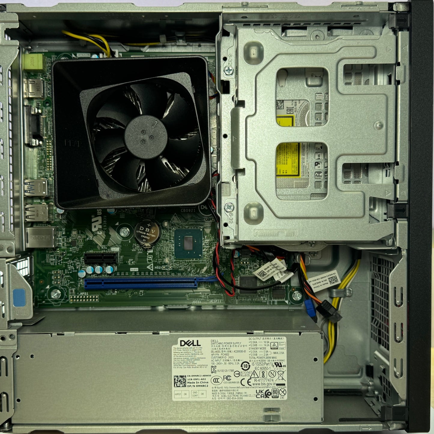 DELL Vostro 3681 D15S i3-10105 8GB SSD256GB   Windows11Pro【C7444-100】
