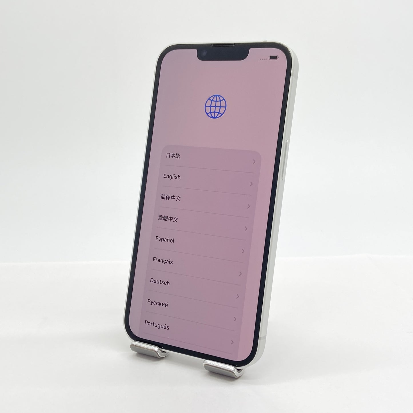 美品 iPhone 16e 128GB ホワイト MD1R4J/A SIMフリー  充放電回数6回 バッテリー最大容量100% 【C7188-C】