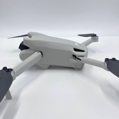 DJI Mini 3 Fly More Combo Plus M16303 DJI RC付属バッテリー6個付き【C4386-100】