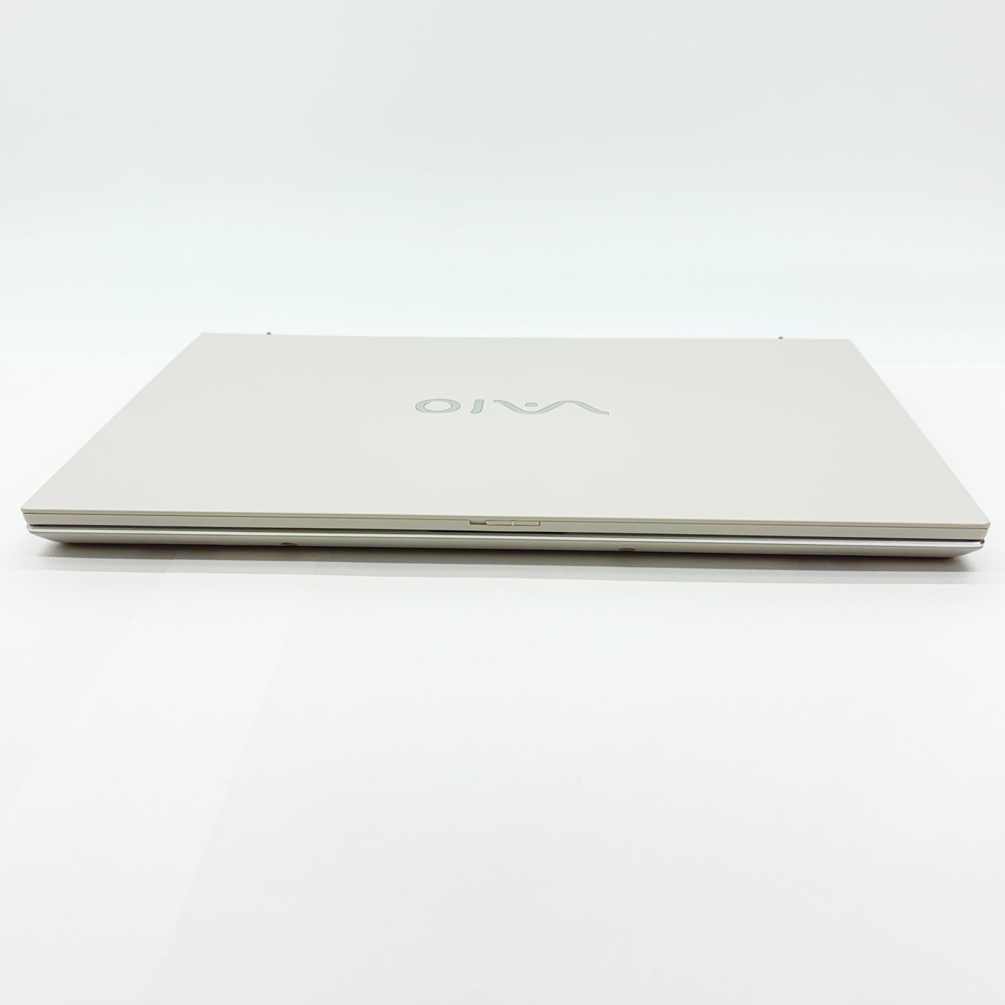 美品 VAIO F14 VJF1418 13th Gen Core i5-1334U 16GB SSD512GB ウォームホワイトWindows11 Pro バッテリー最大容量100%【C5611-80】