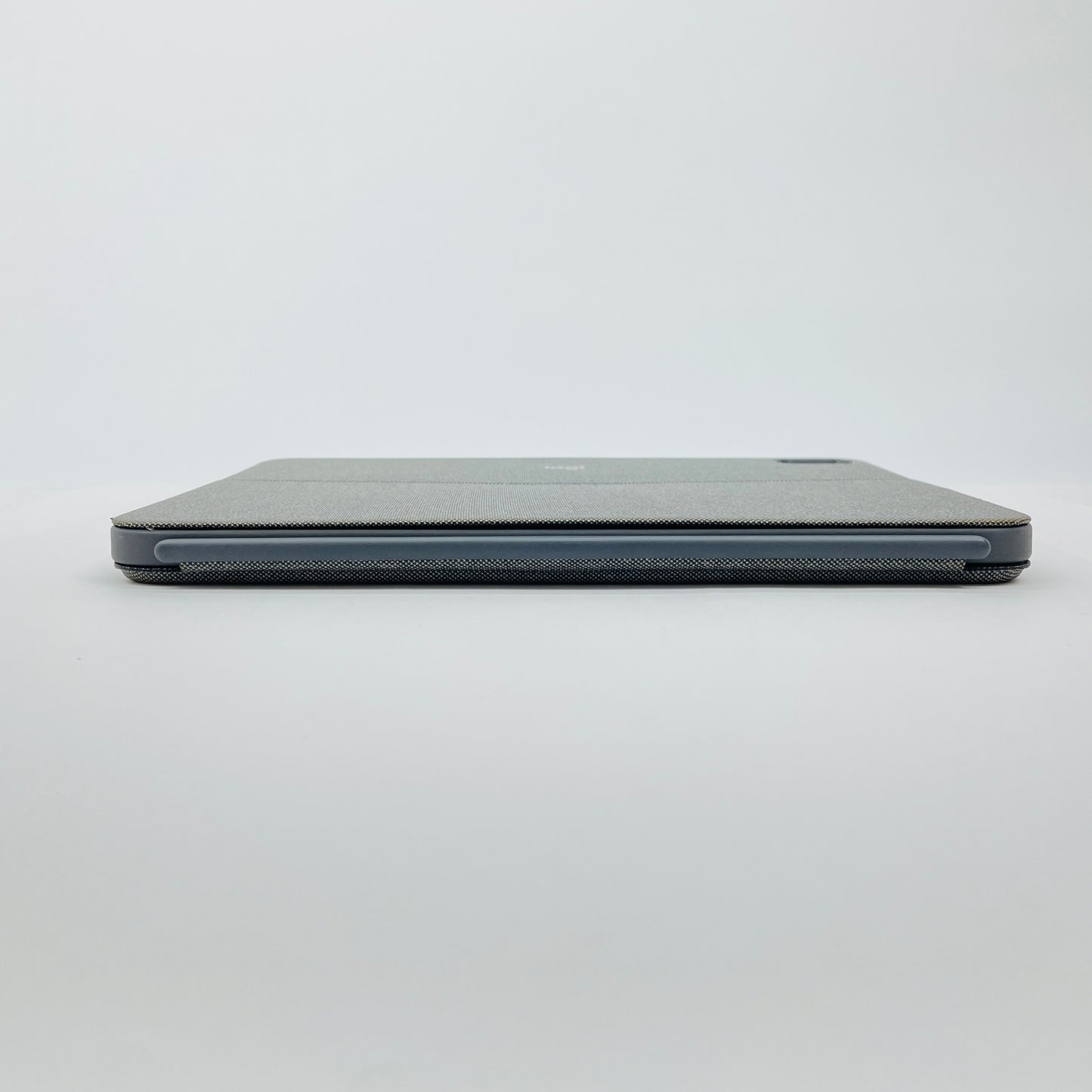 美品 Logicool iPad Air 第4世代 & 第5世代用 COMBO TOUCH YU0048【C4630-60】