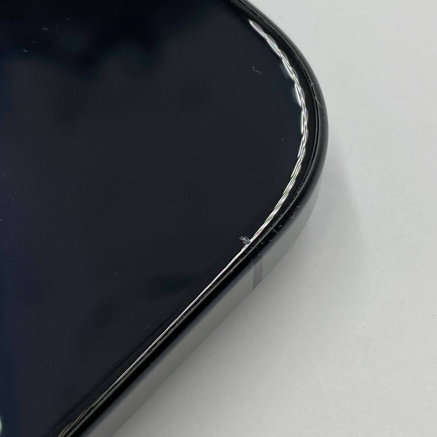 Apple iPhone 16 Pro Max MYWG3J/A 256GB SIMフリー版 バッテリー最大容量89%【C6380-C】