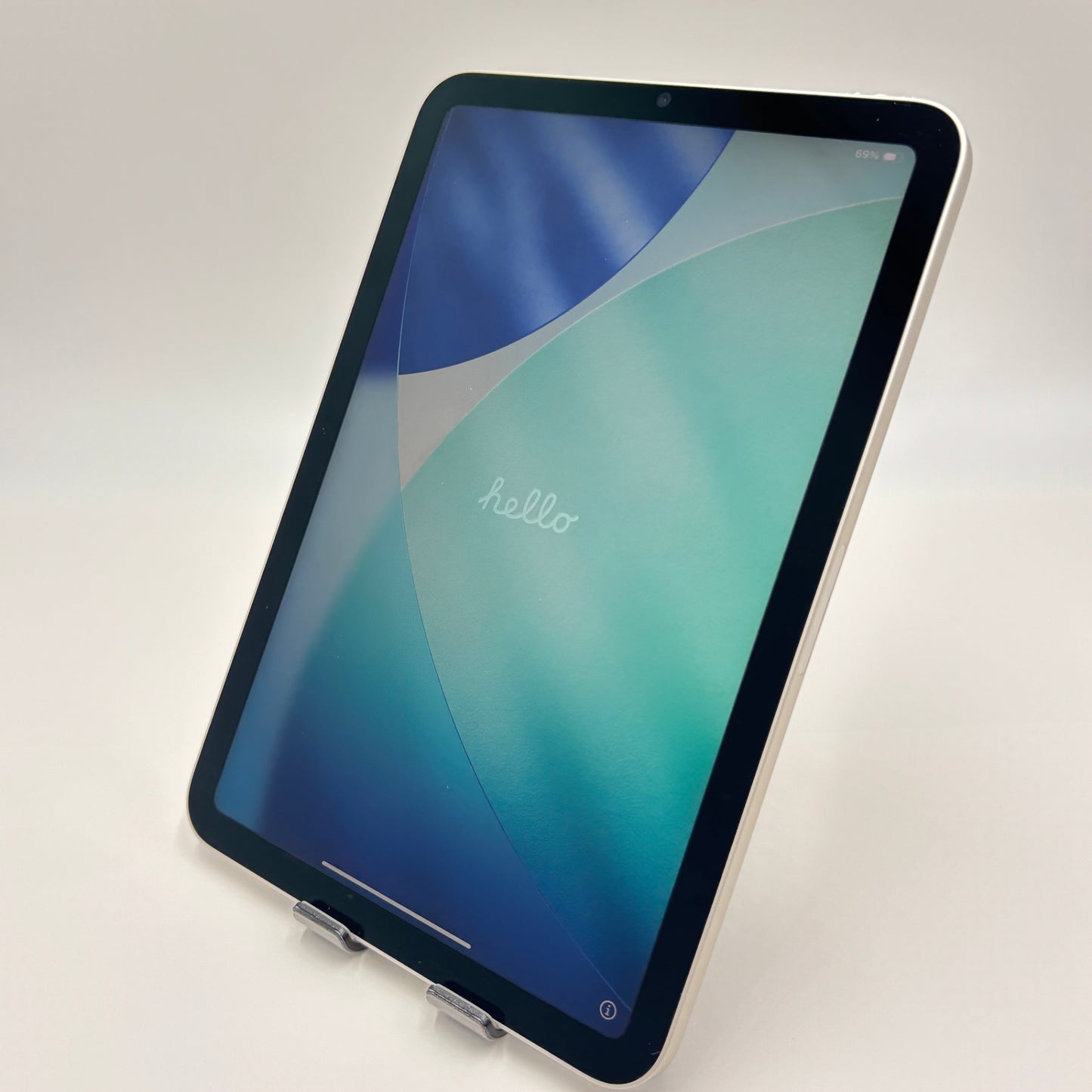 Apple iPad mini 8.3インチ 第6世代 Wi-Fi 64GB MK7P3J/A スターライト 2021年秋モデル バッテリー最大容量90%【C6976-60】