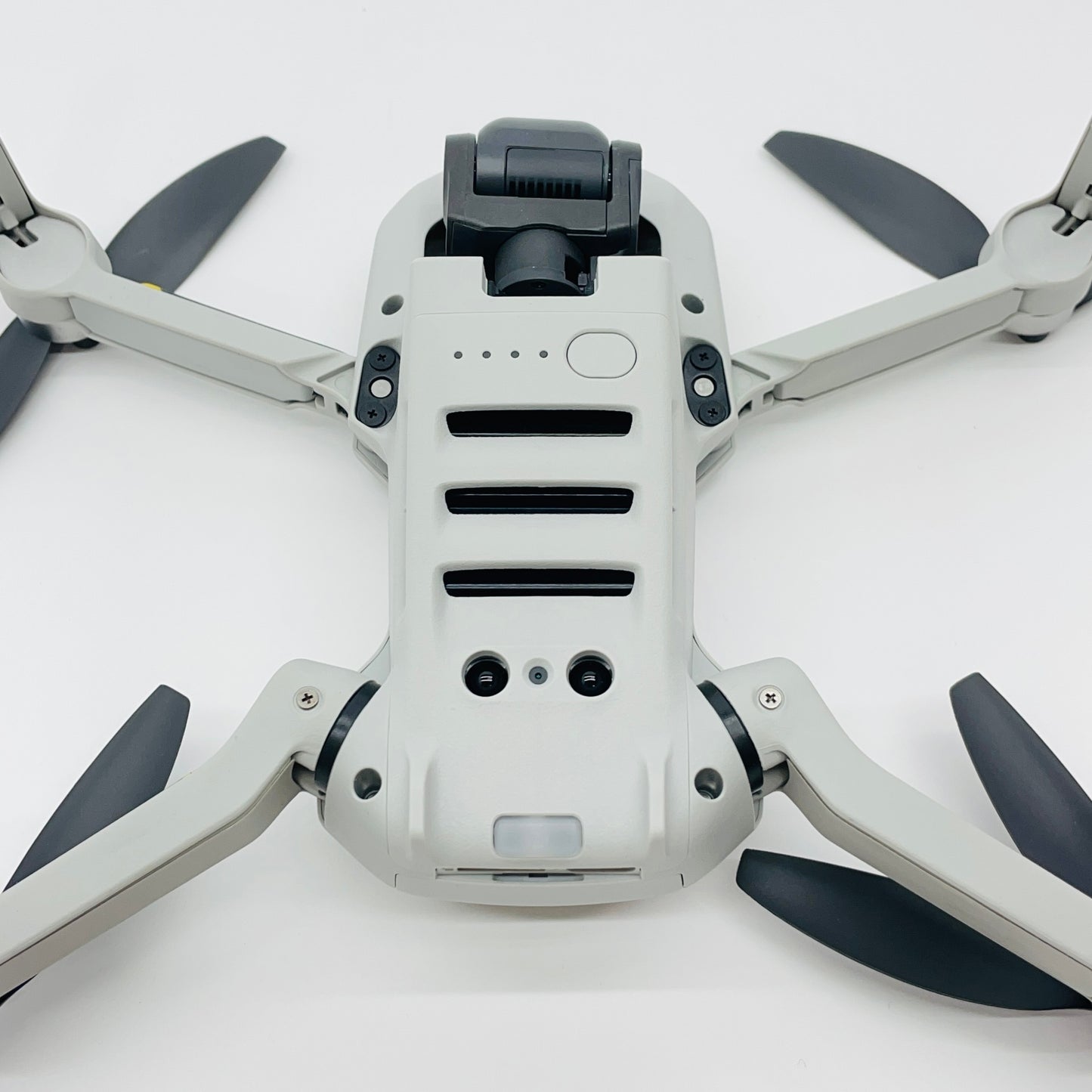 ジャンク DJI Mini 2 SE Fly More コンボ	【C3549-80】