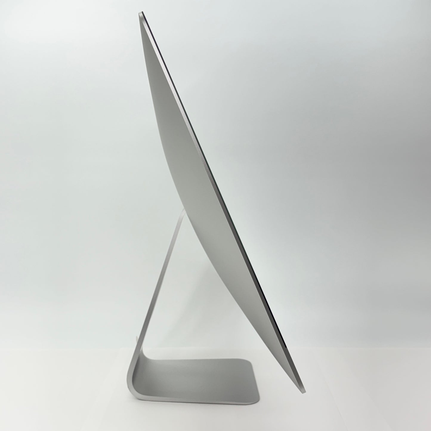 Apple iMac 5K 2020 27インチ  i5 3.3GHz 40GB SSD 1TB Radeon Pro 5300 4GB 【C5447-170】