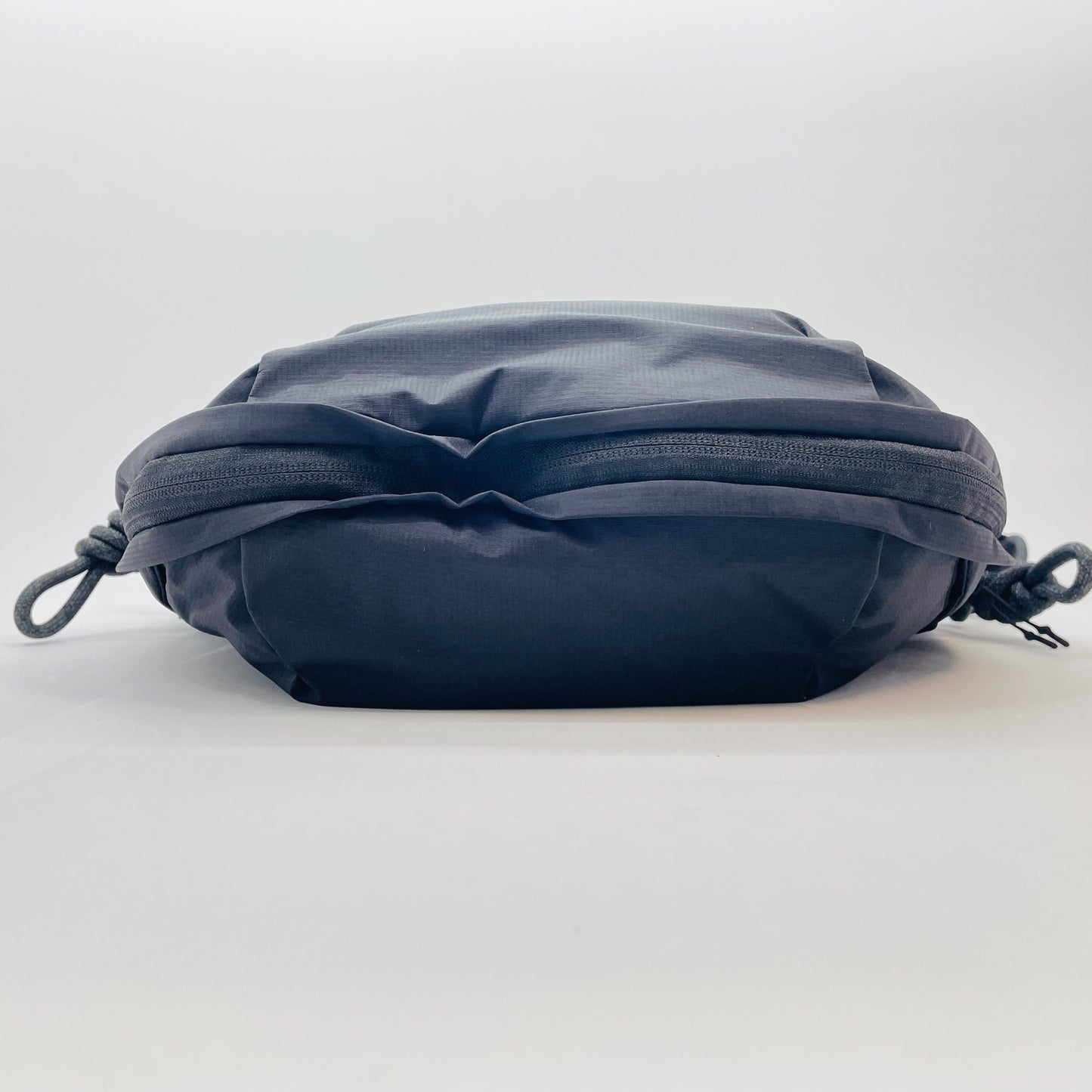 美品 PGYTECH OneGo Rope Strap Bag ブラック カメラバッグ【C4367】
