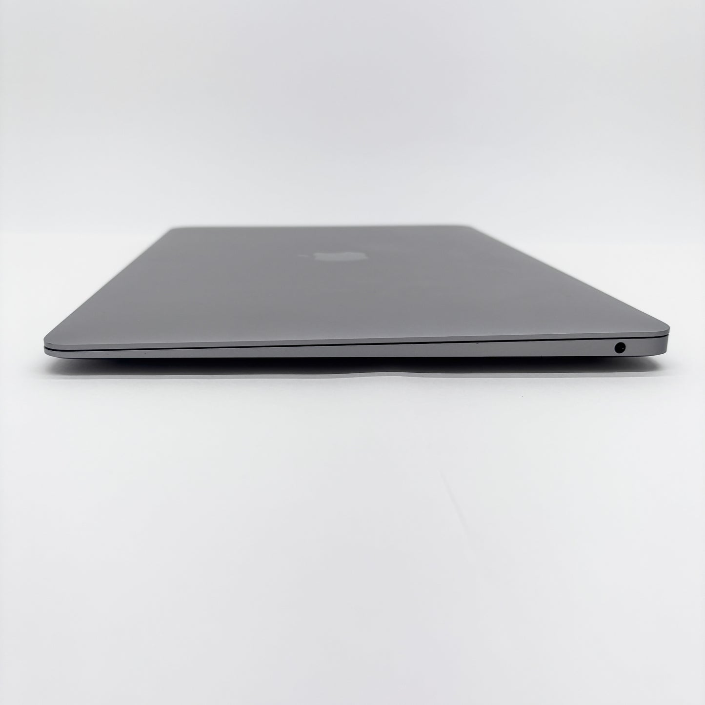 MacBook Air M1 2020 8コアCPU 7コアGPU 8GB 256GB MGN63J/A バッテリー最大容量93% 【C8290-80】