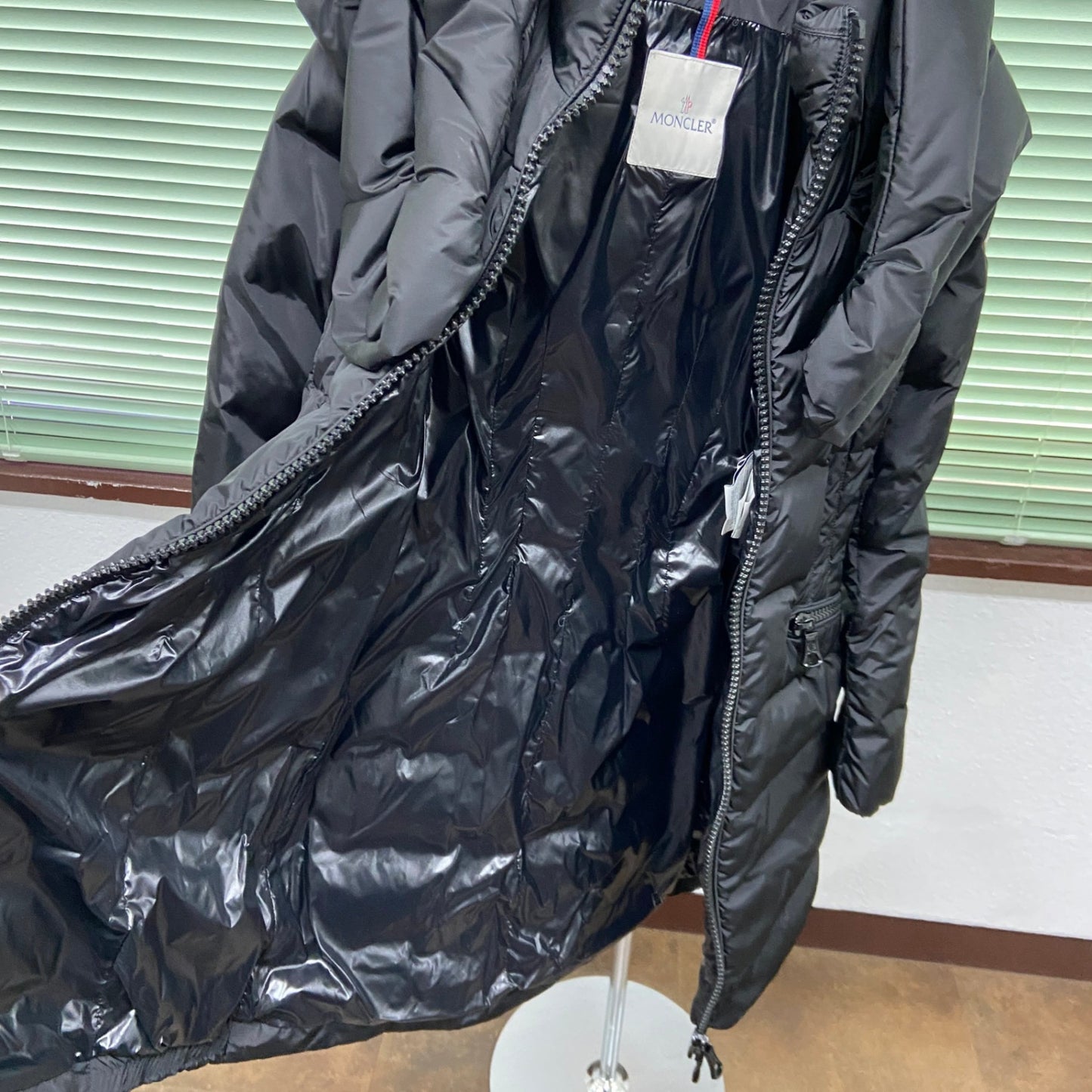 美品 モンクレール シロセス CYROSELLE ロングダウンコート サイズ:1  CYROSELLE GIUBBOTTO CYROSELLE COAT 【C5628】