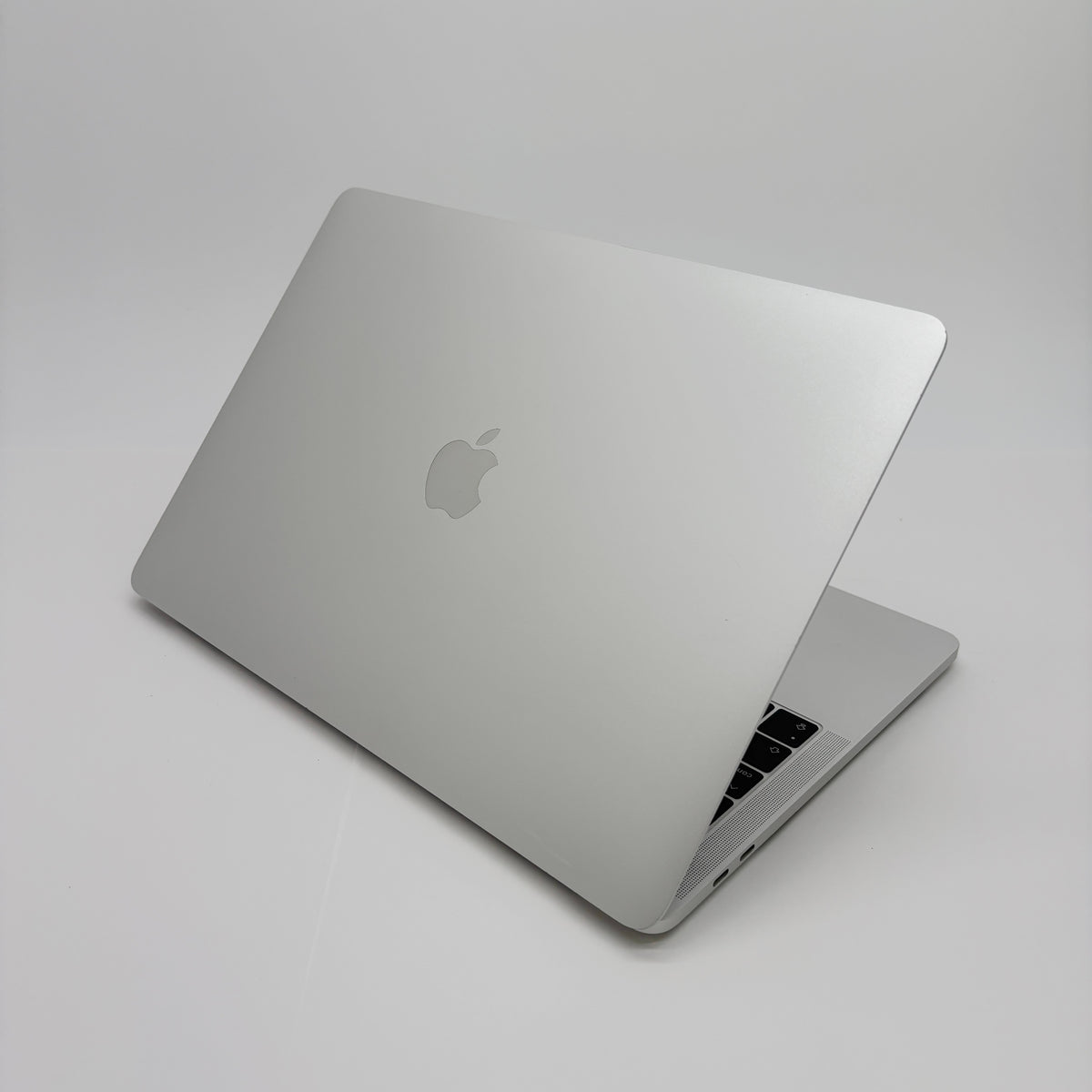 Apple MacBook Pro 2019 13インチ i5 8GB 512GB シルバー 【C9281-80】