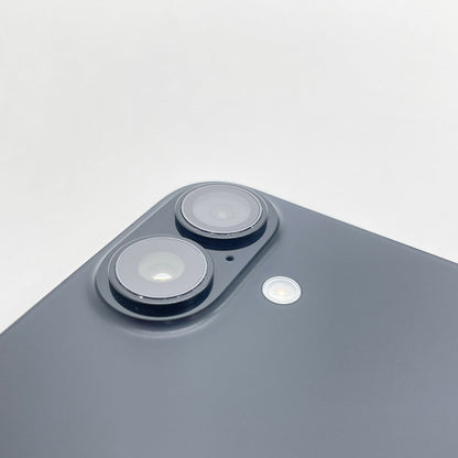 美品 iPhone 16 MYDQ3J/A 128GB SIMフリー ブラック バッテリー最大容量100% 充放電回数64回 【C6694-C】