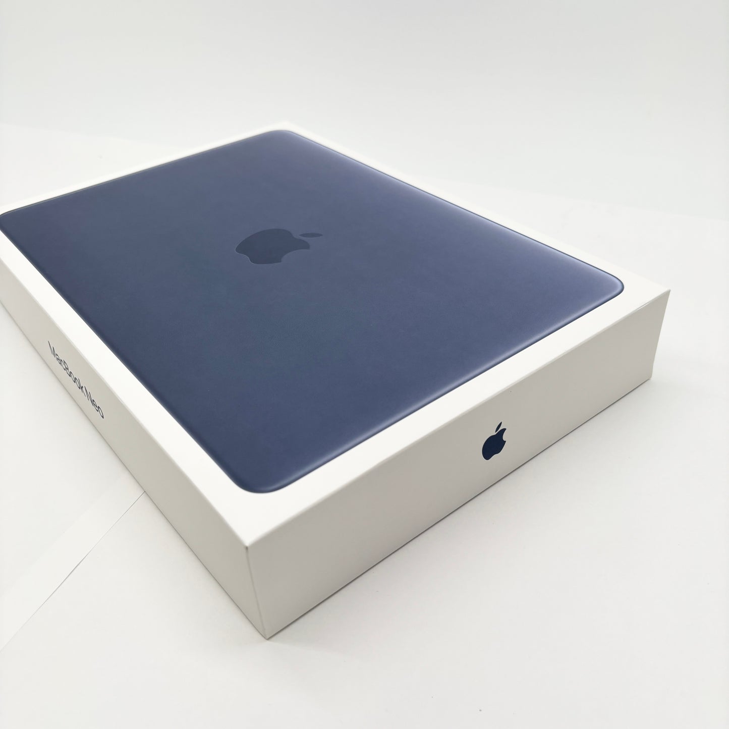 新品未開封 Apple MacBook Neo 8GB 256GB インディゴ　 MHFF4J/A 【C8181-80】