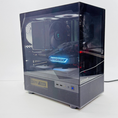 美品 ゲーミングPC Ryzen 7 7800X3D 32GB　SSD 2TB GeForce RTX 4070 SUPER C3896 140サイズ発送