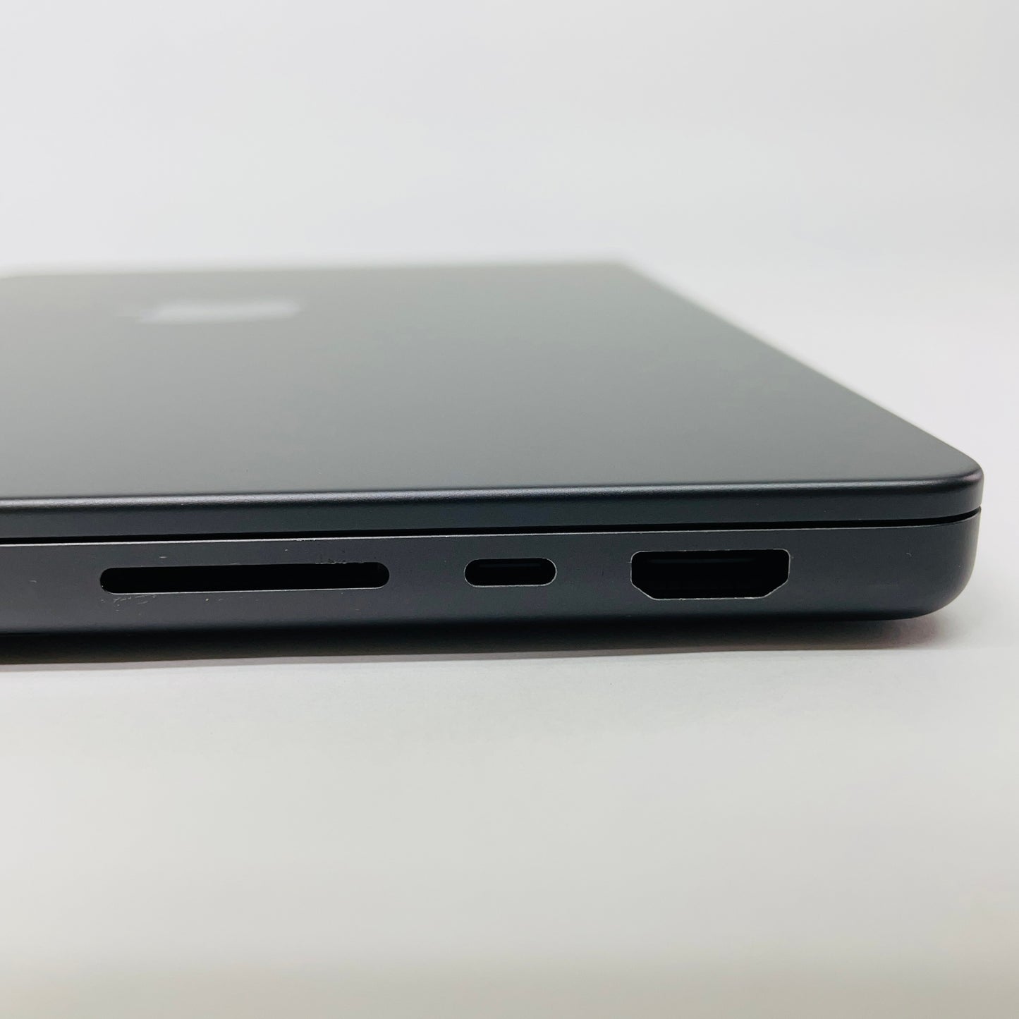 Apple MacBook Pro 2023 14インチ M3Pro 12コア 36GB 1TB USキーボード【C4338-80】