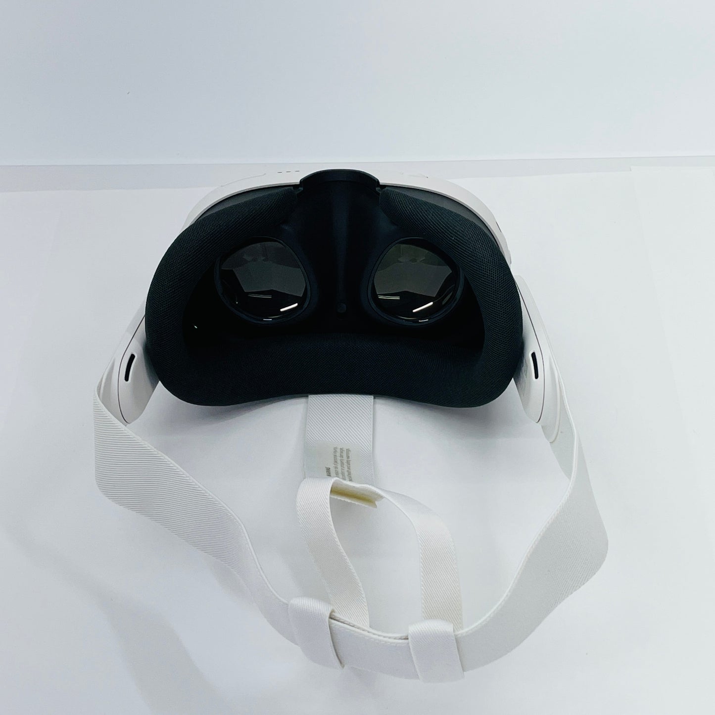 美品 Meta Quest 3 4K 512GB ヘッドセット　【C4618-80】