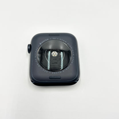 美品 Apple Watch SE3 GPSモデル 44mm A3325 MEHQ4J/A ミッドナイト スポーツバンド バッテリー最大容量100%【C5698-C】