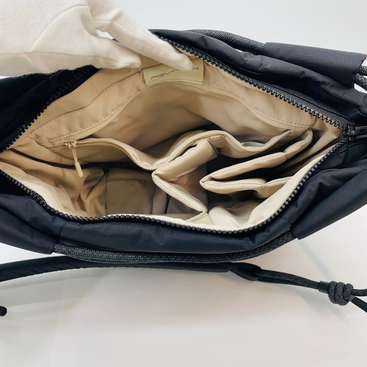 美品 PGYTECH OneGo Rope Strap Bag ブラック カメラバッグ【C4367】