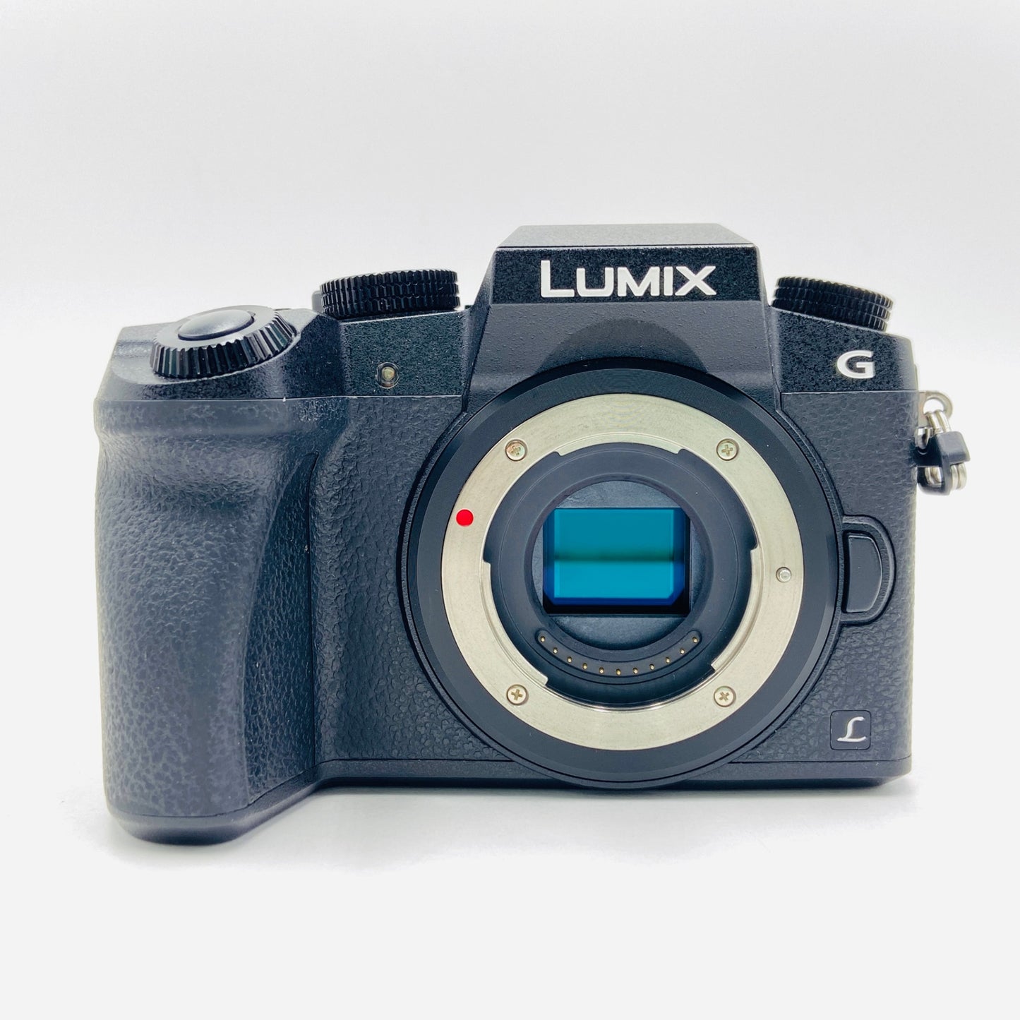 美品 Panasonic LUMIX DMC-G7 ボディ【C4086-60】