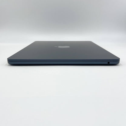 新品同様 美品 Apple MacBook Air  M4チップ 13インチ 16GB 512GB MW133J/A 充放電回数19回バッテリー最大容量100% 付属品完備【C5641-80】