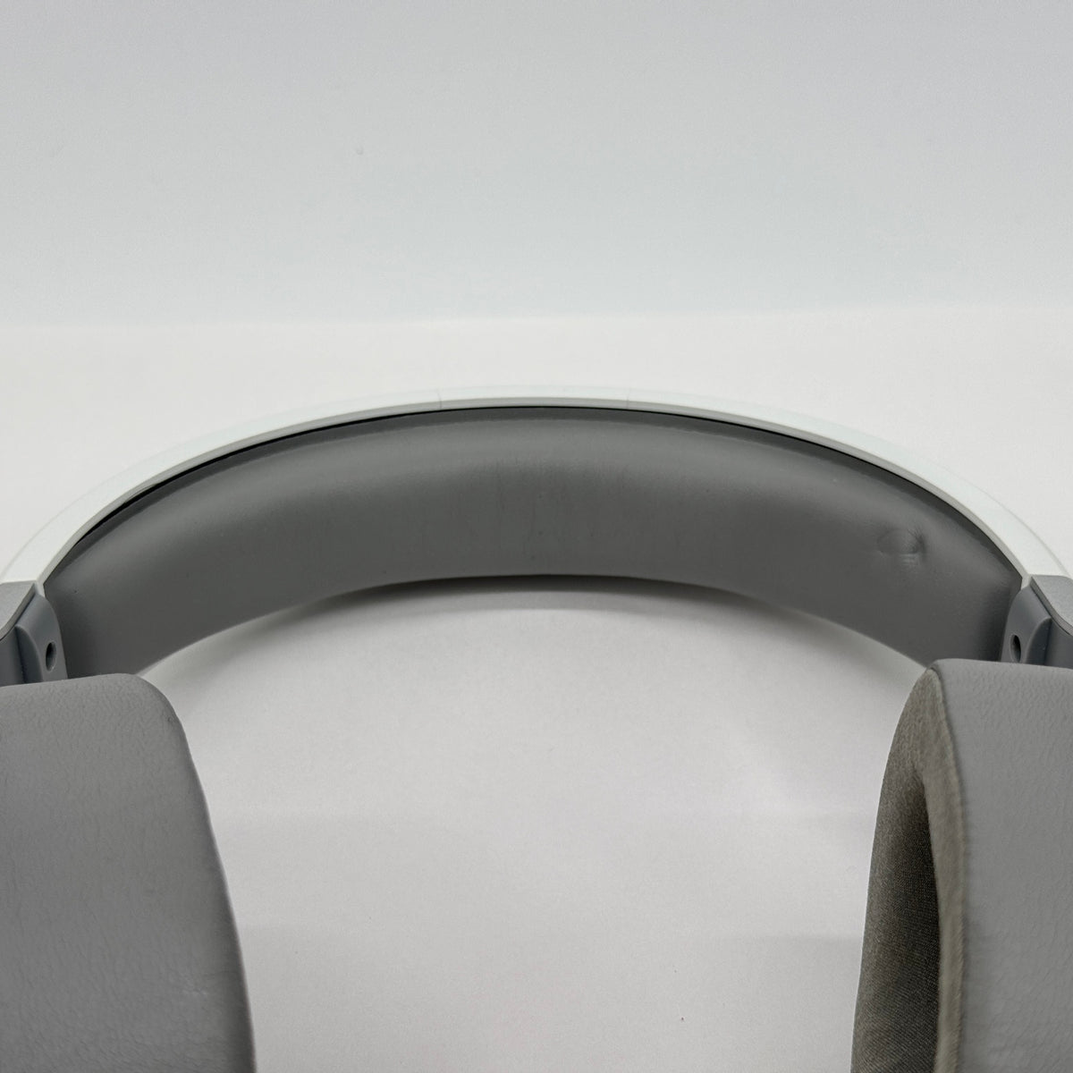 CORSAIR HS65 SURROUND CA-9011271-AP ゲーミングヘッドセット【C9157-80】