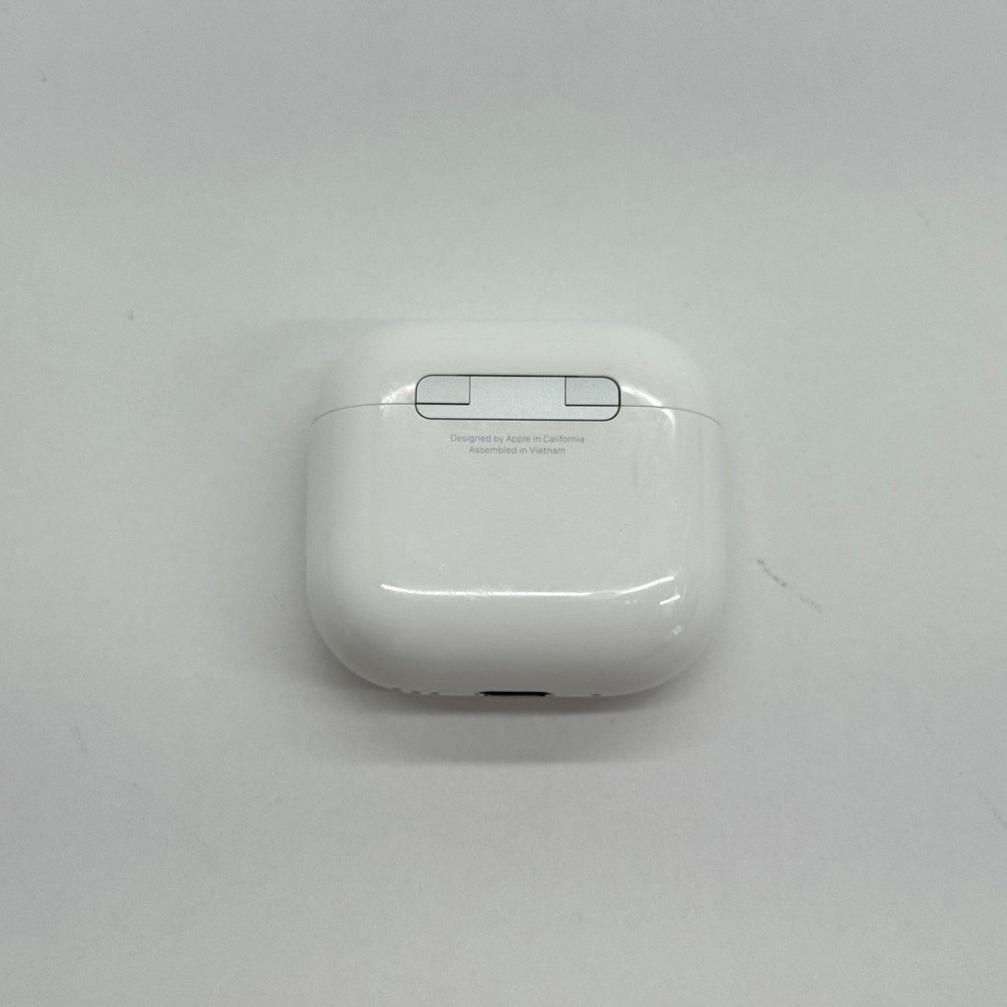Apple AirPods 4 (ANC)  A3056 A3055 A3059 Bluetooth ノイズキャンセリング搭載【C7374-N】