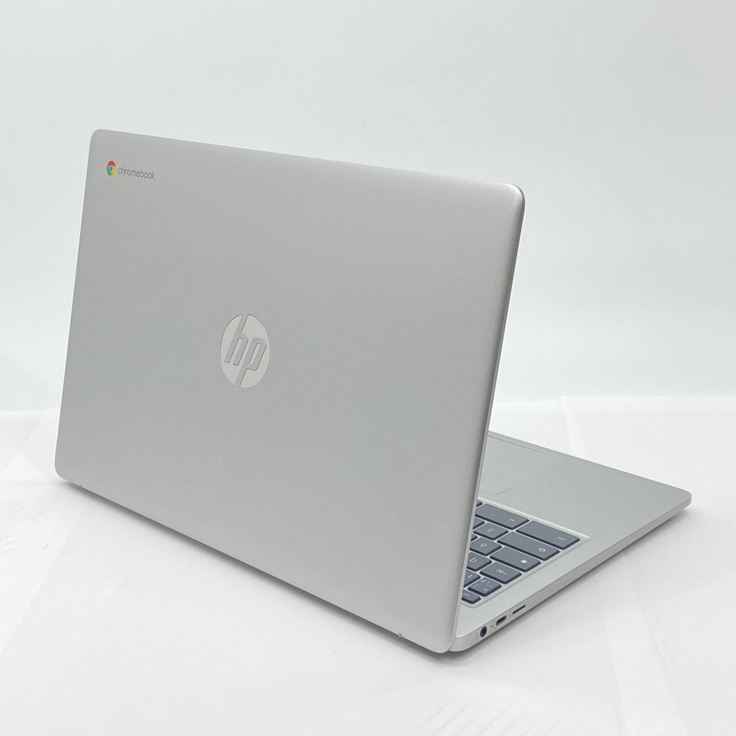HP Chromebook 15.6インチ 15a-nb0003ca i3 N305 8GB 128GB USキー 【C5126-100】