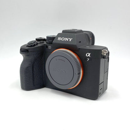 美品 SONY ソニー α7IV ILCE-7M4 ボディ シャッター回数3,447枚 【C5778-60】