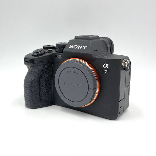 美品 SONY ソニー α7IV ILCE-7M4 ボディ シャッター回数3,447枚 【C5778-60】