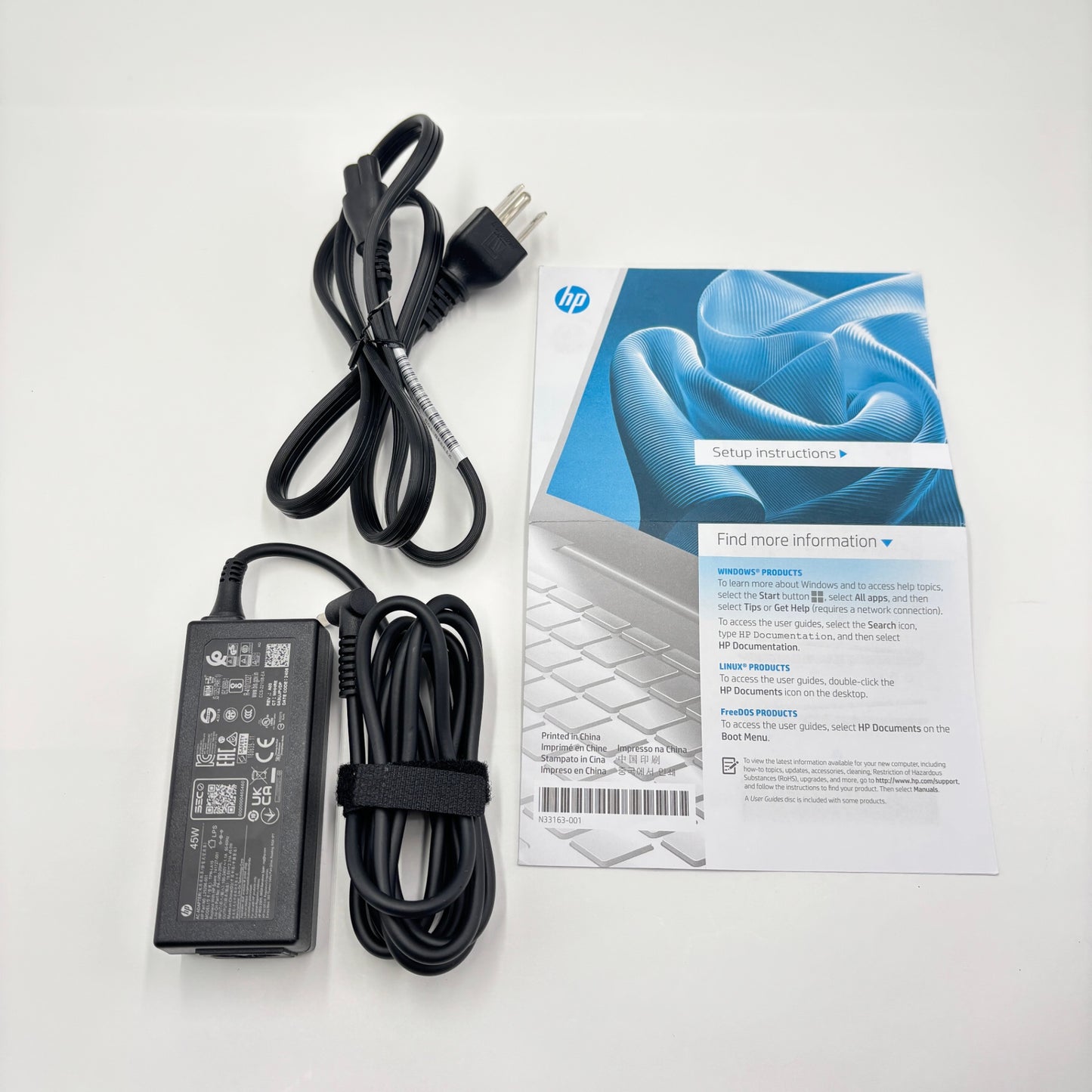 美品 HP Laptop 15-fd0095wm i5 1235U 16GB SSD512GB USキー windows11home サイクルカウント2回 バッテリー最大容量100%  【C5127-100】