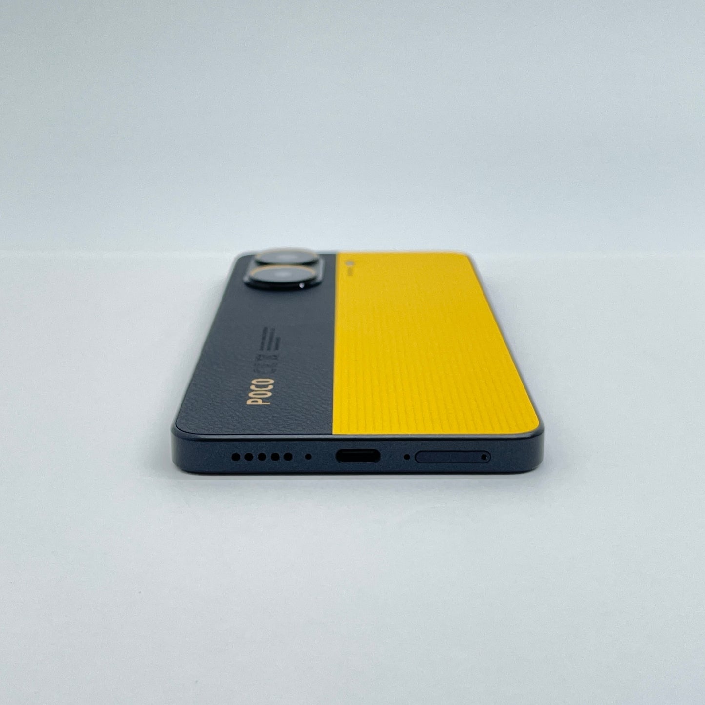 美品 POCO X7 Pro 12+512GB イエロー Android グローバル版(技適あり) SIMフリー【C7182-60】