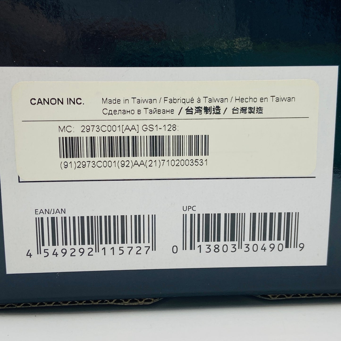 美品 Canon RF35mm F1.8 MACRO IS STM RF3518MISSTM【C4430-60】