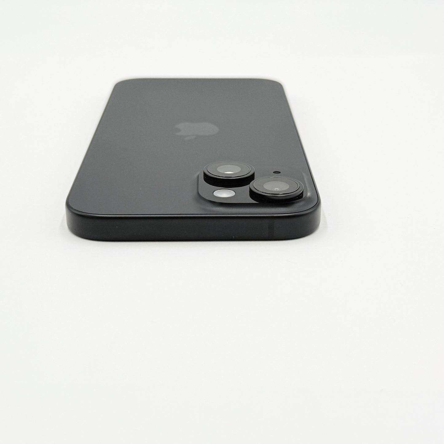 新品同様 美品 Apple iPhone15 128GB ブラック A3089 MTMH3J/A SIMフリー バッテリー最大容量99%【C5254-C】