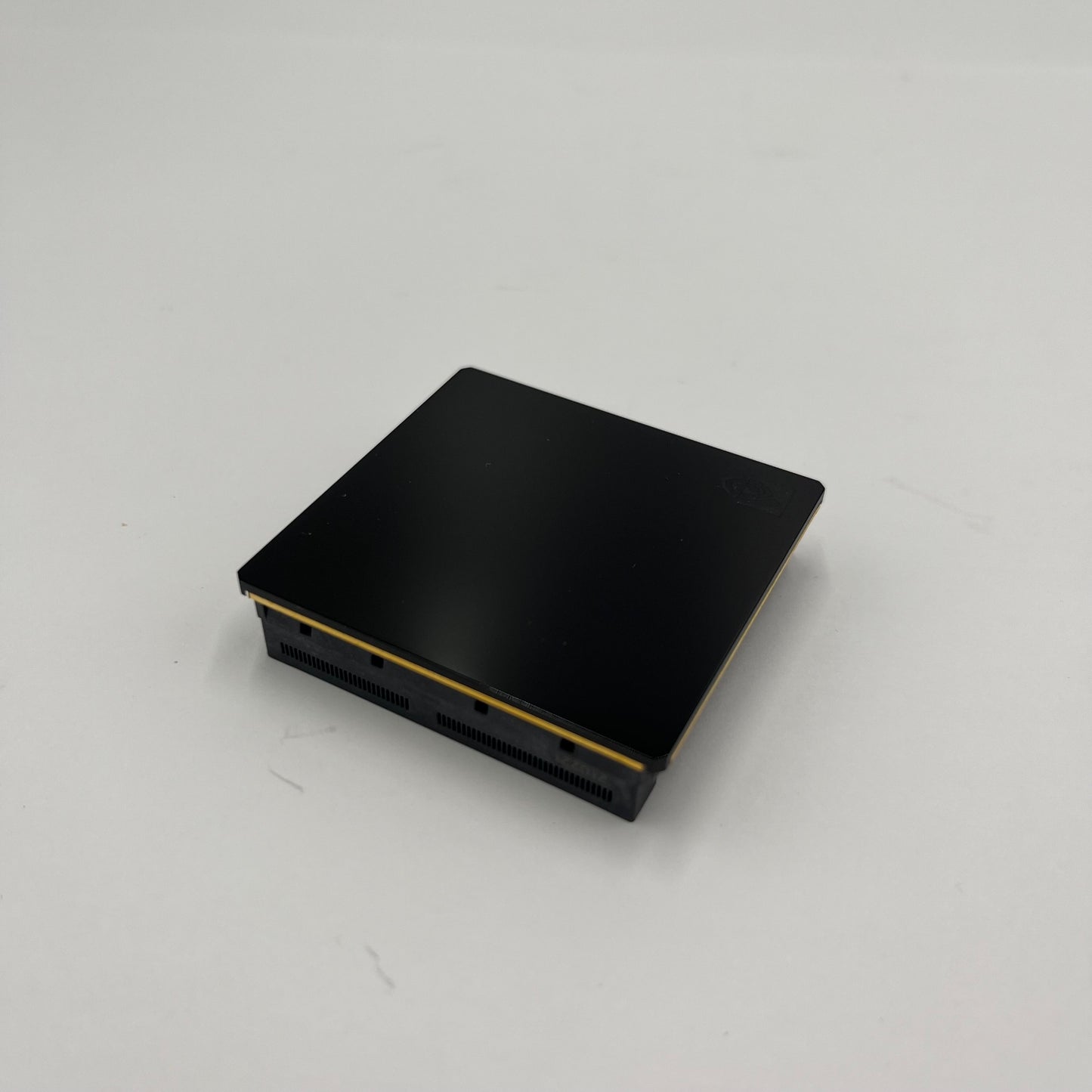 NVIDIA（エヌビディア） NVLink Bridge 2-Slot Ampere generation 高速 GPU インターコネクト MODEL:P3651【C5486-C】