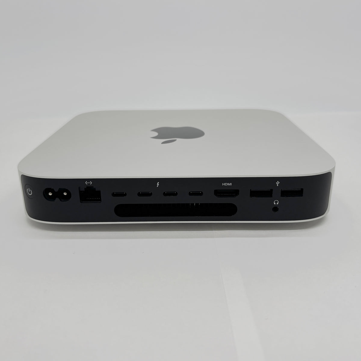 美品 Apple Mac mini 2023 M2 Pro 10コア 16GB 2TB シルバー【C9359-80】